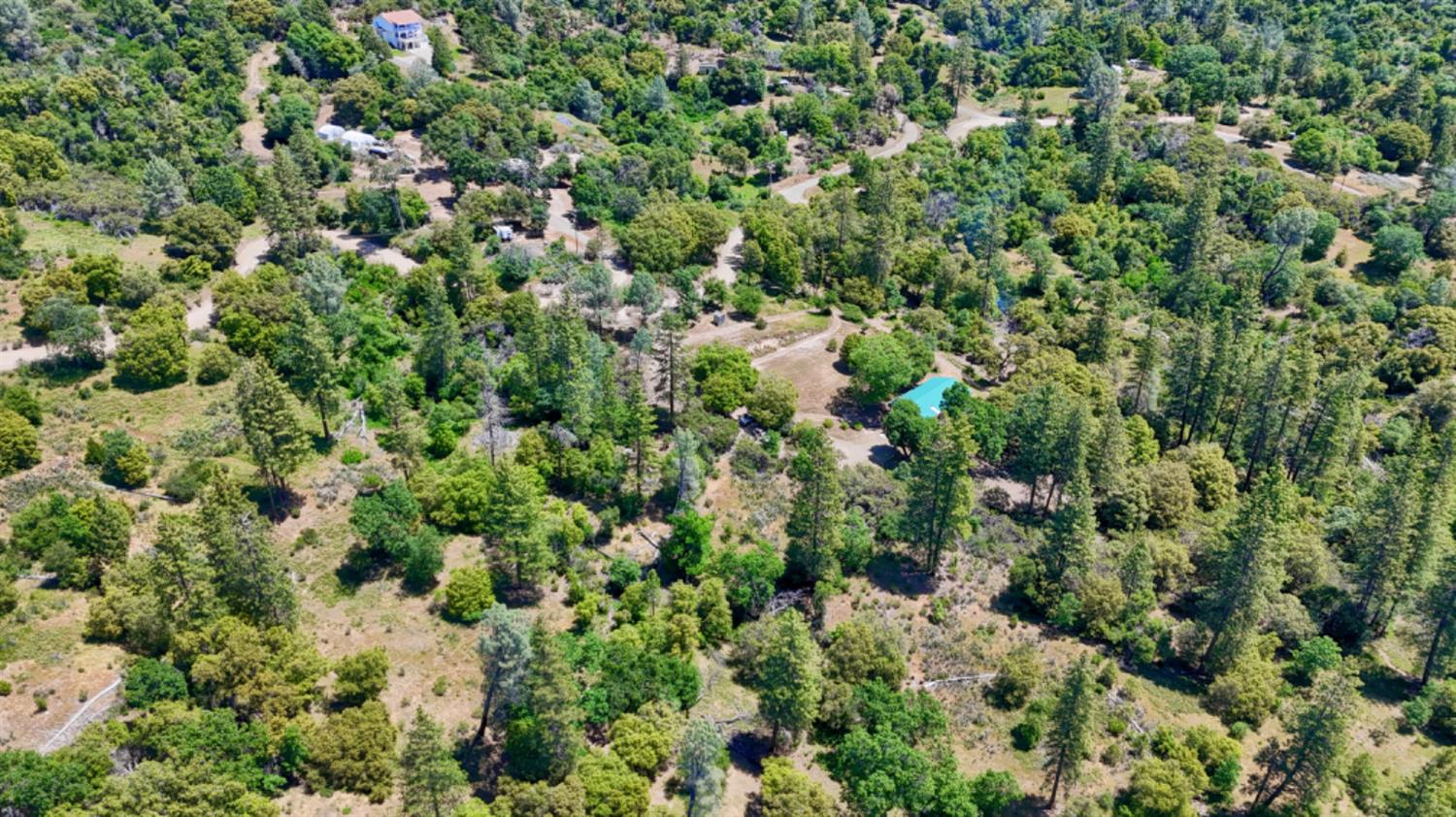 2843 East Westfall Road Mariposa, CA 95338 - Photo 7 of 45 an aerial view of a houses with a yard