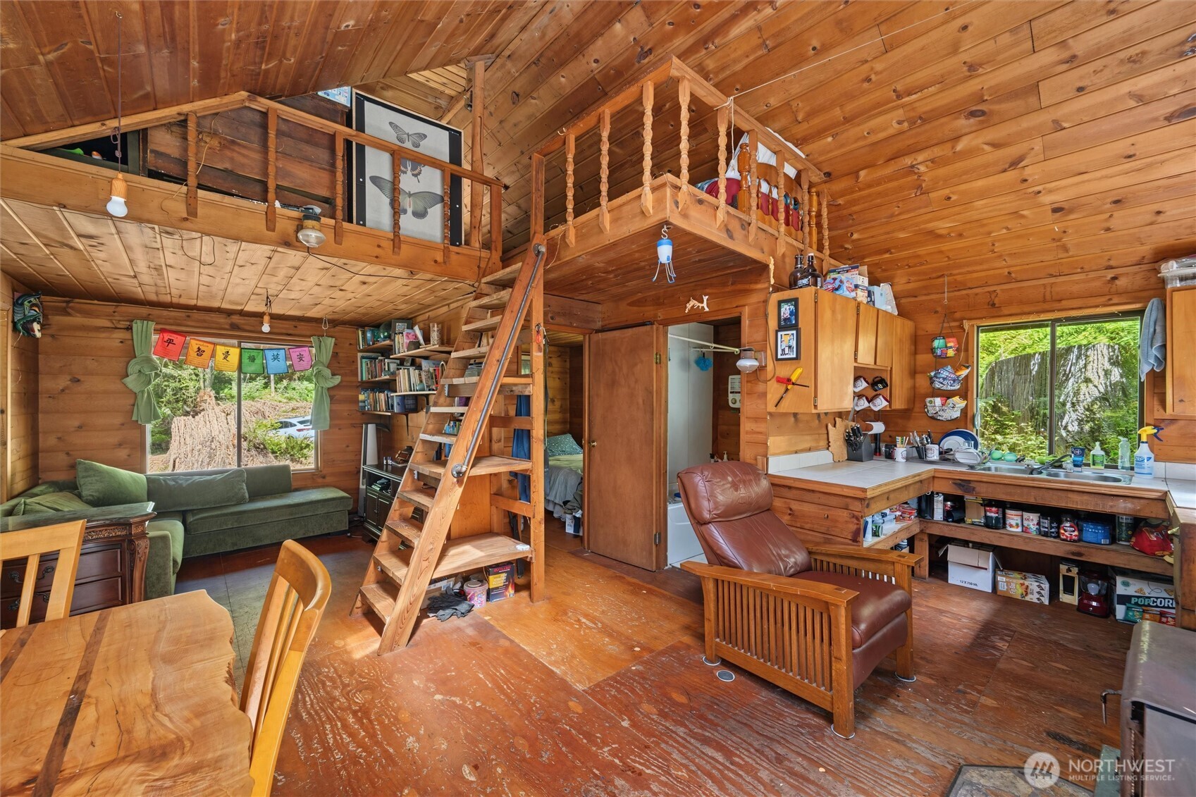 9075 Upper Frost Creek Road Maple Falls, WA 98266 - Photo 6 of 37 Gallery Image 6