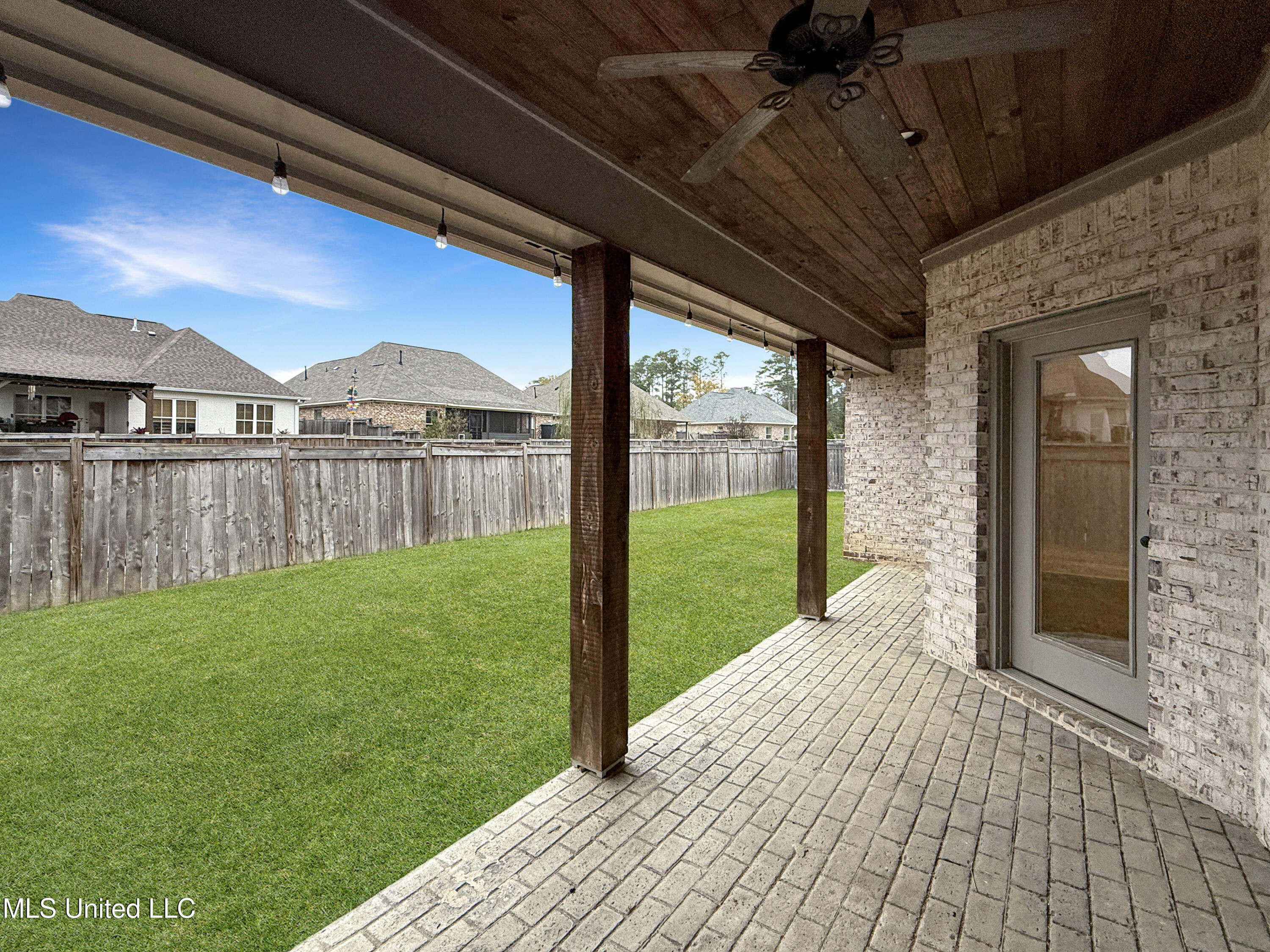 613 Emerald Court Brandon, MS 39047 - Photo 38 of 44 9985b7acbd5a39699443a8c1bd14b21cc7cf0add