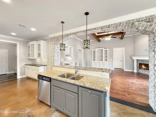 $369,000 | 613 Emerald Court, Brandon, MS 39047