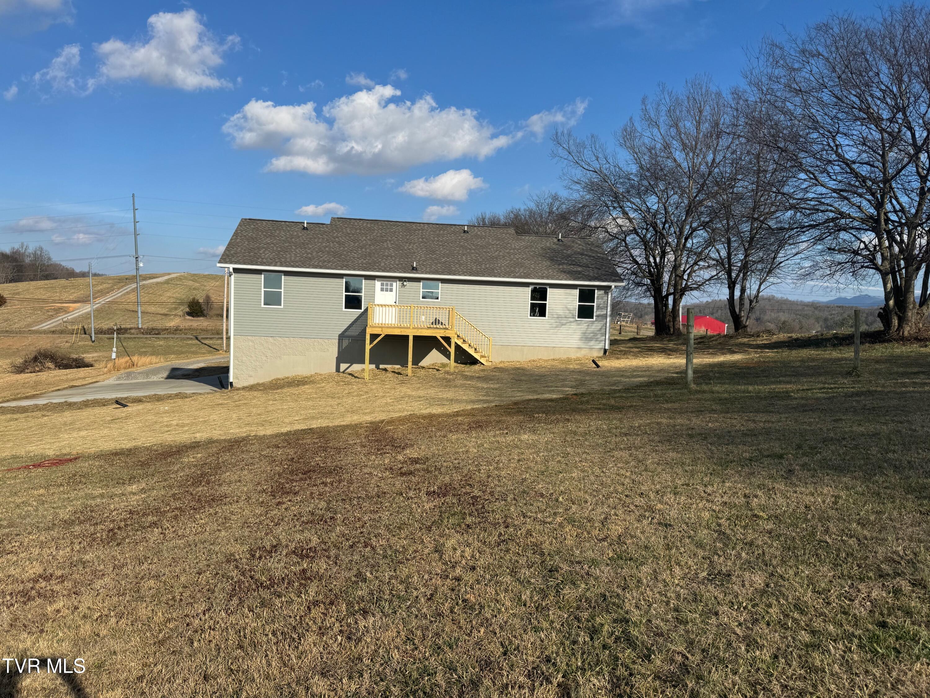 6010 Jones Bridge Road Greeneville, TN 37743 - Photo 11 of 32 IMG_5176