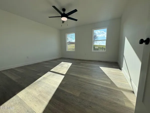 $399,900 | 6010 Jones Bridge Road, Greeneville, TN 37743