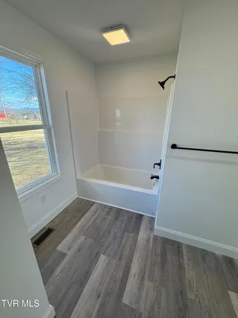 $399,900 | 6010 Jones Bridge Road, Greeneville, TN 37743