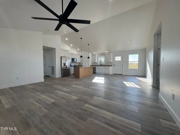 $399,900 | 6010 Jones Bridge Road, Greeneville, TN 37743