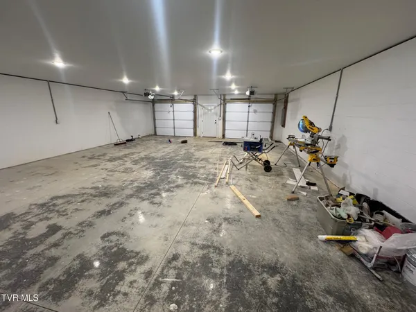 $399,900 | 6010 Jones Bridge Road, Greeneville, TN 37743