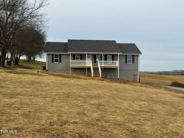 $399,900 | 6010 Jones Bridge Road, Greeneville, TN 37743