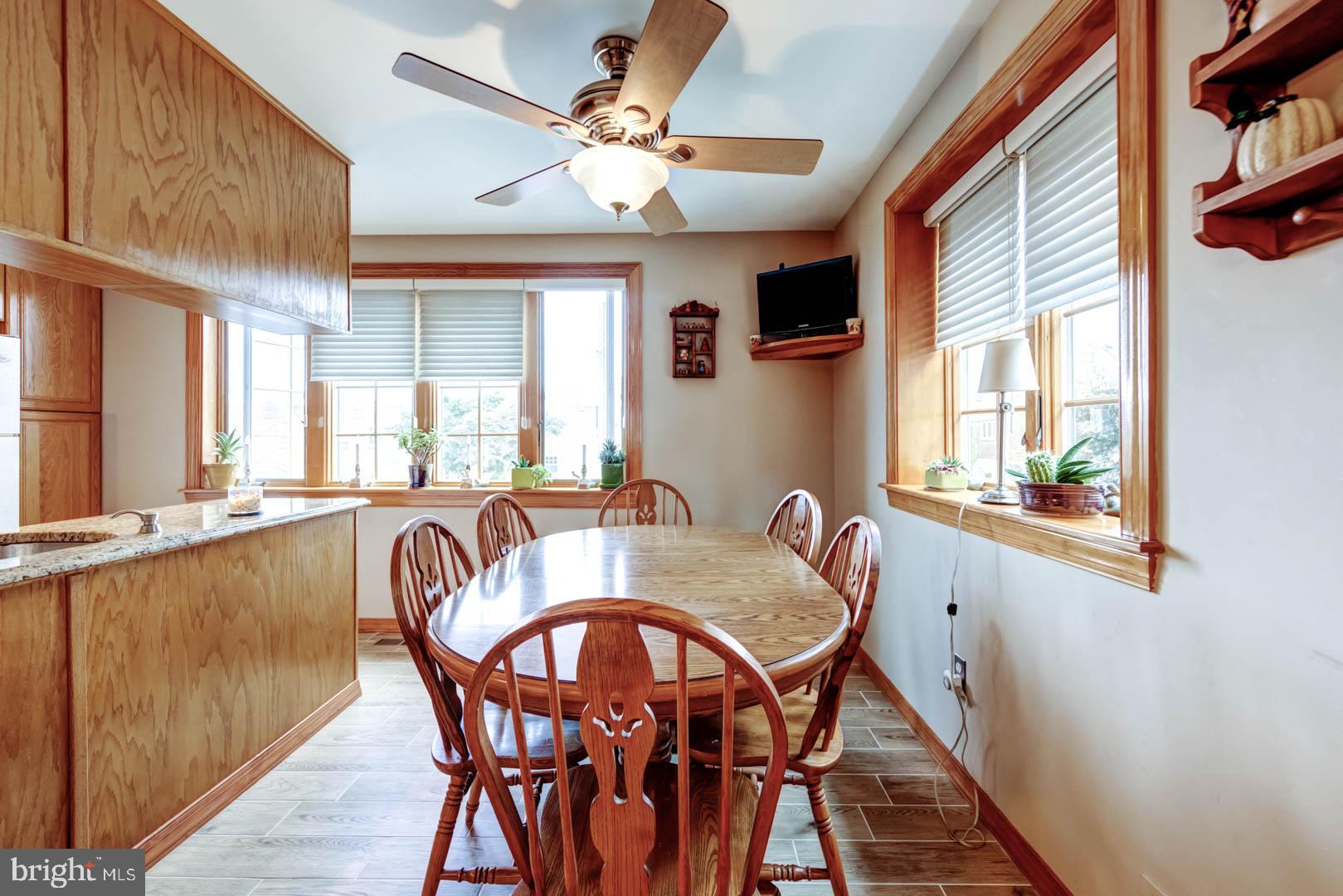 7423 Hill Road Philadelphia, PA 19128 - Photo 11 of 37 Gallery Image 11
