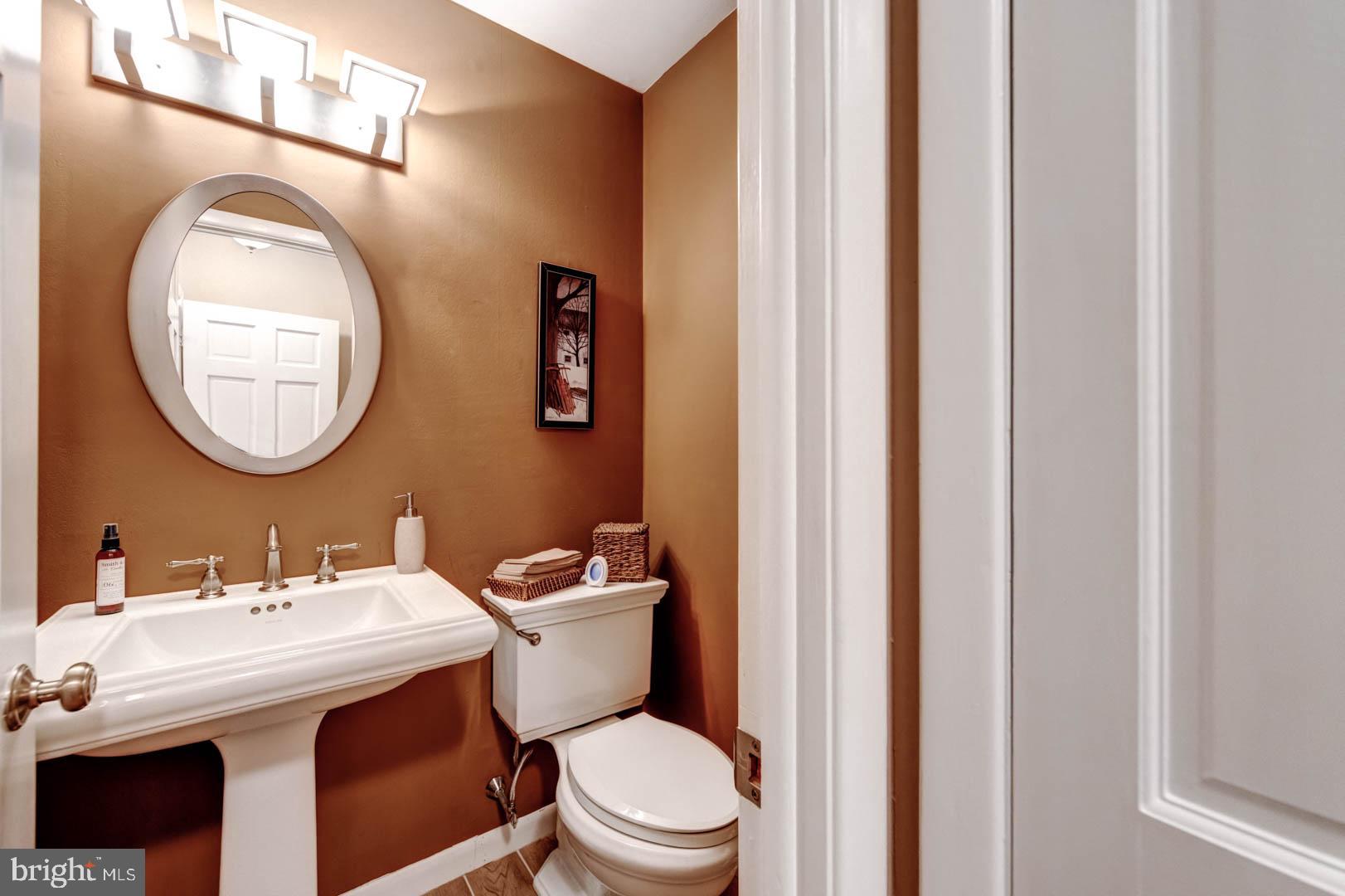 7423 Hill Road Philadelphia, PA 19128 - Photo 18 of 37 Gallery Image 18