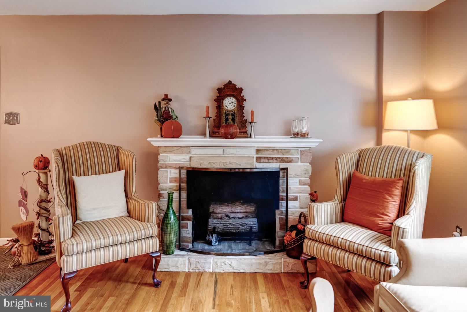 7423 Hill Road Philadelphia, PA 19128 - Photo 6 of 37 Gallery Image 6