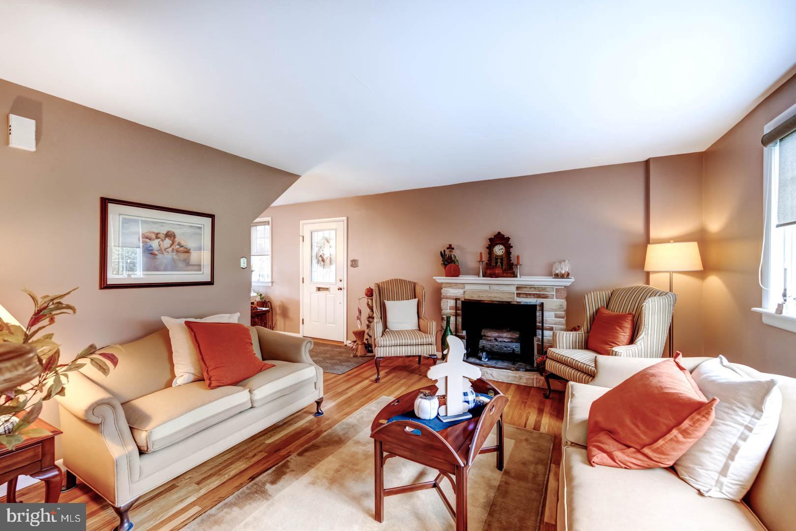 7423 Hill Road Philadelphia, PA 19128 - Photo 7 of 37 Gallery Image 7