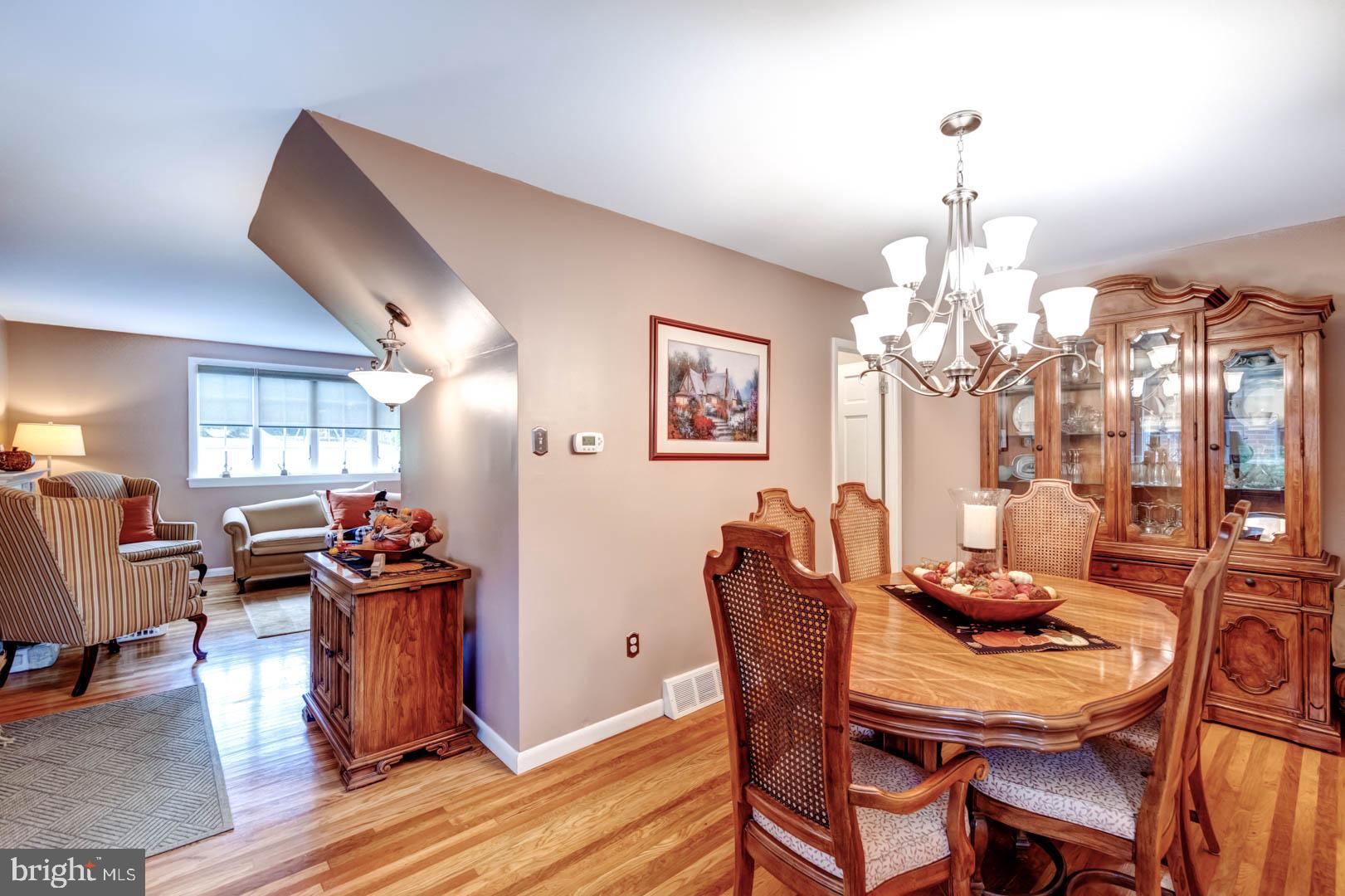 7423 Hill Road Philadelphia, PA 19128 - Photo 8 of 37 Gallery Image 8