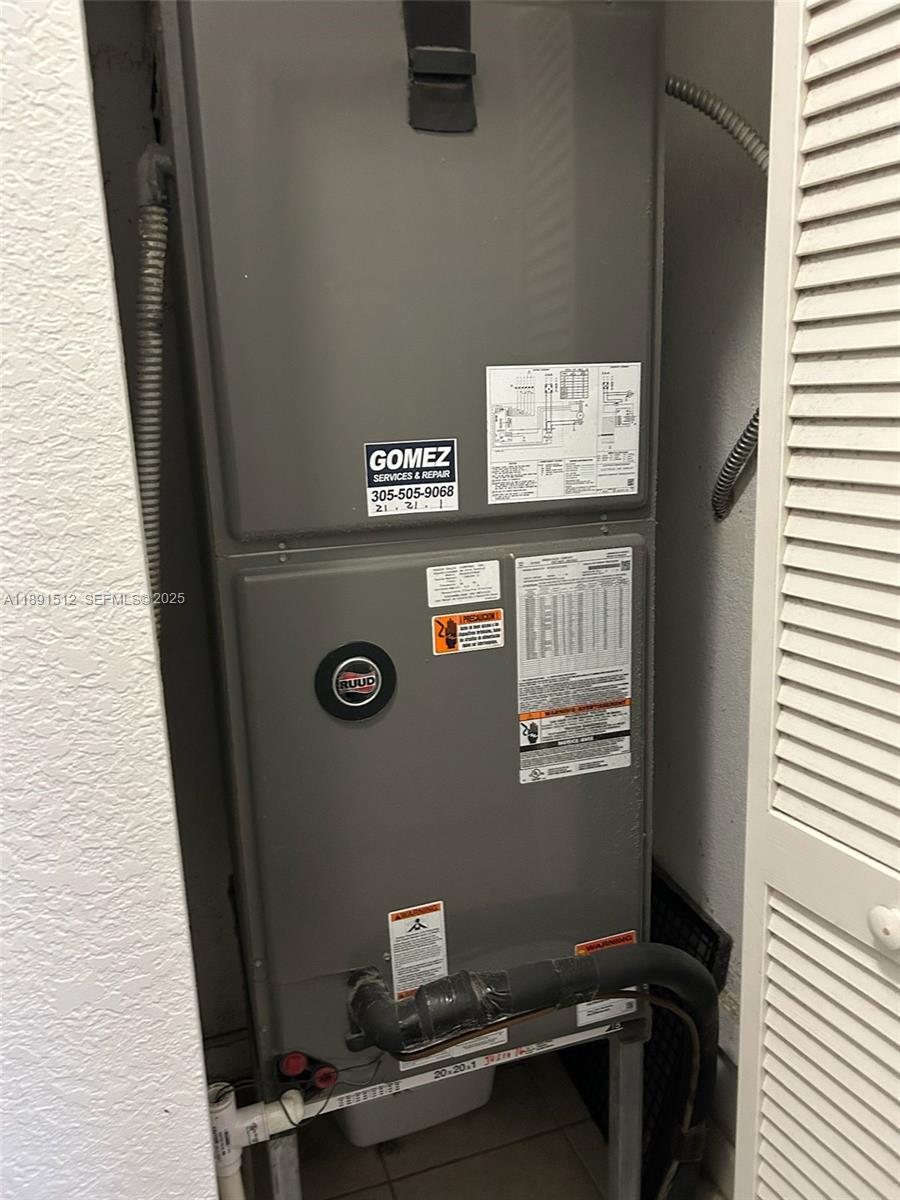 22066 Southwest 93rd Place Cutler Bay, FL 33190 - Photo 15 of 24