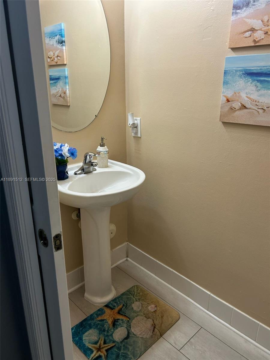 22066 Southwest 93rd Place Cutler Bay, FL 33190 - Photo 20 of 24