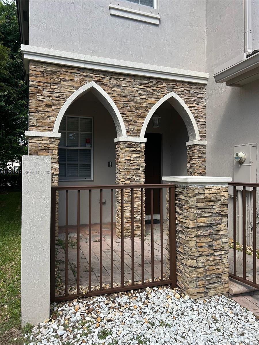 22066 Southwest 93rd Place Cutler Bay, FL 33190 - Photo 2 of 24