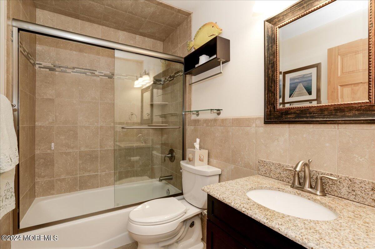 3 Drawbridge Lane, Unit 2 Manasquan, NJ 08736 - Photo 18 of 92 29-3DrawbridgeLn0029