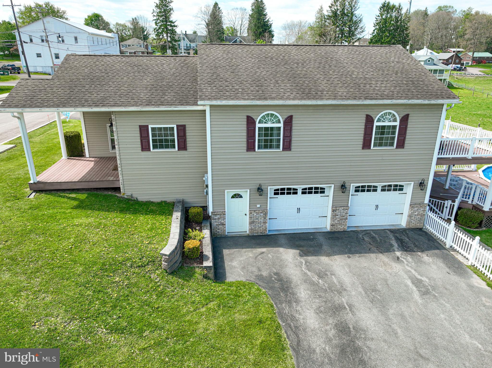 18 Springs Road Grantsville, MD 21536 - Photo 4 of 106 a view of a house with a yard and sitting area