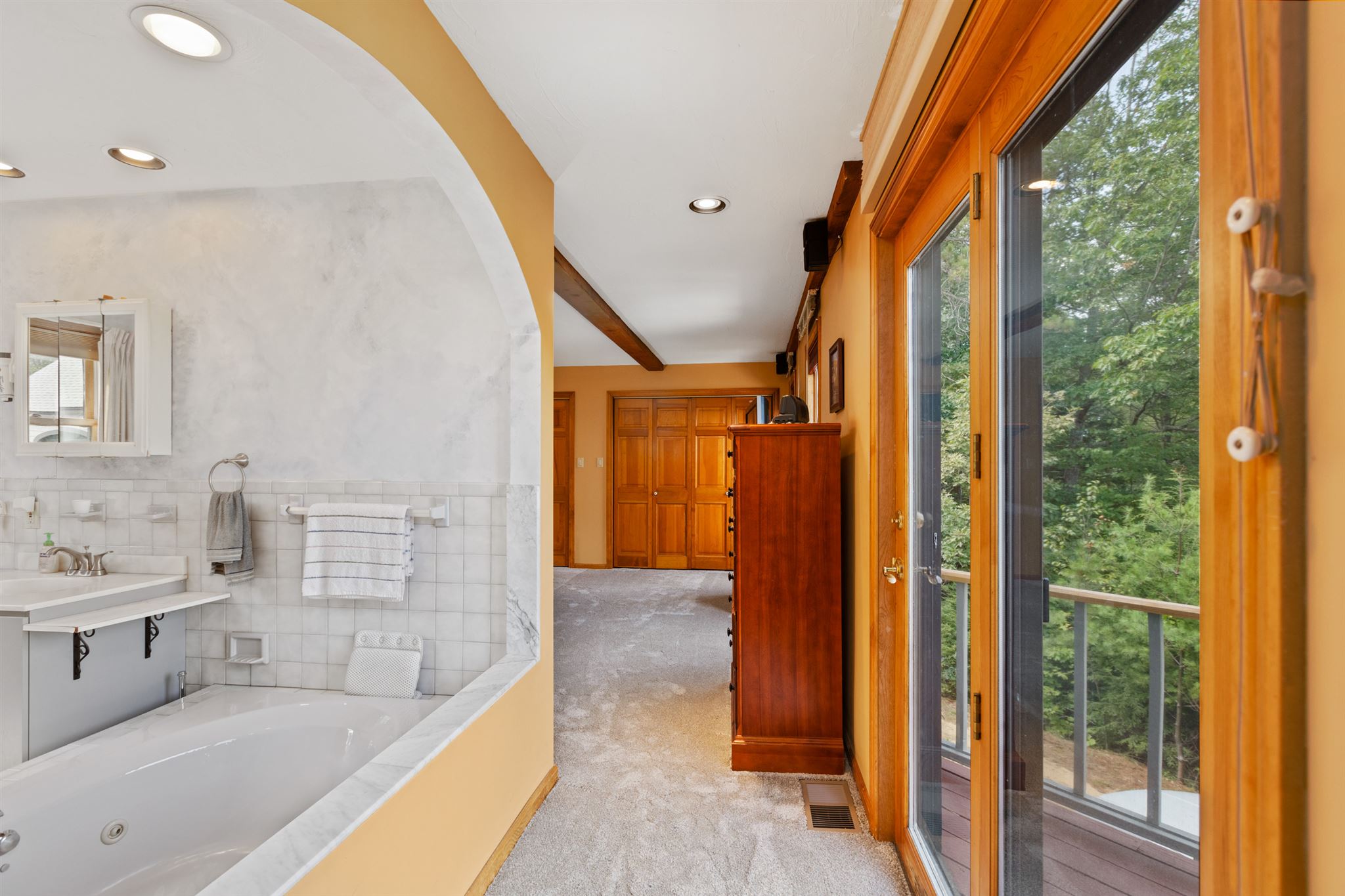 63 Deerfield Road Raymond, NH 03077 - Photo 17 of 40