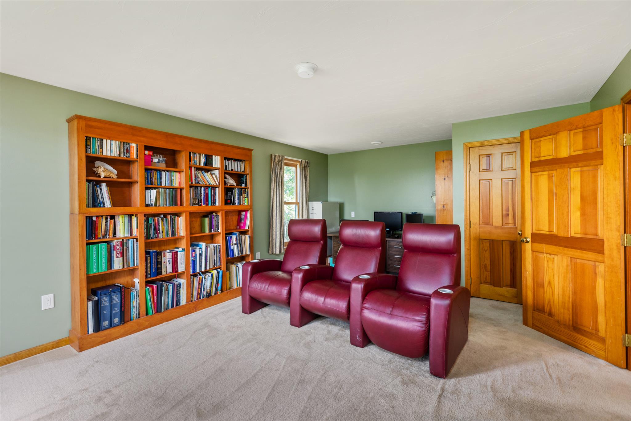 63 Deerfield Road Raymond, NH 03077 - Photo 26 of 40
