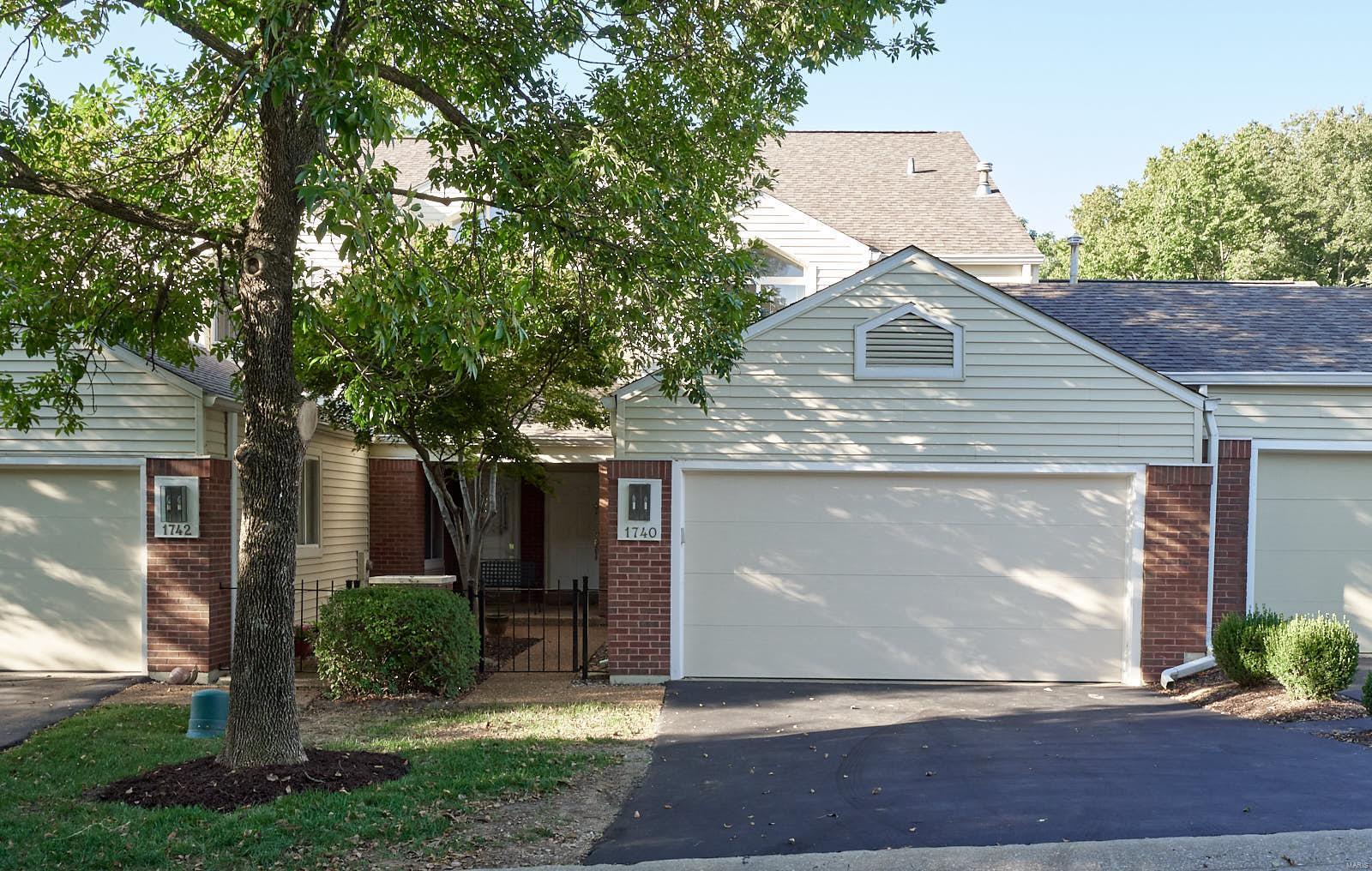 1740 Ridgeview Cir Drive Ballwin, MO 63021 - Photo 1 of 54 Gallery Image 1