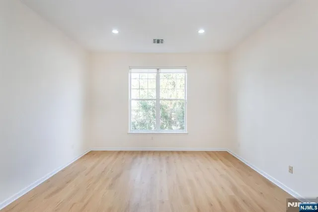 $559,000 | 511 4 Seasons Drive, Wayne, NJ 07470