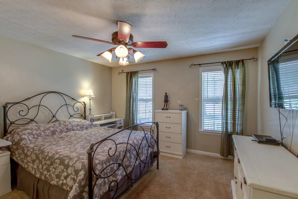516 Rhodes Circle Gallatin, TN 37066 - Photo 8 of 18 Gallery Image 8