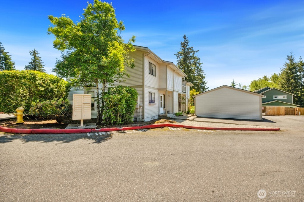 127 Union Avenue Northeast Renton, WA 98059 - Photo 2 of 26
