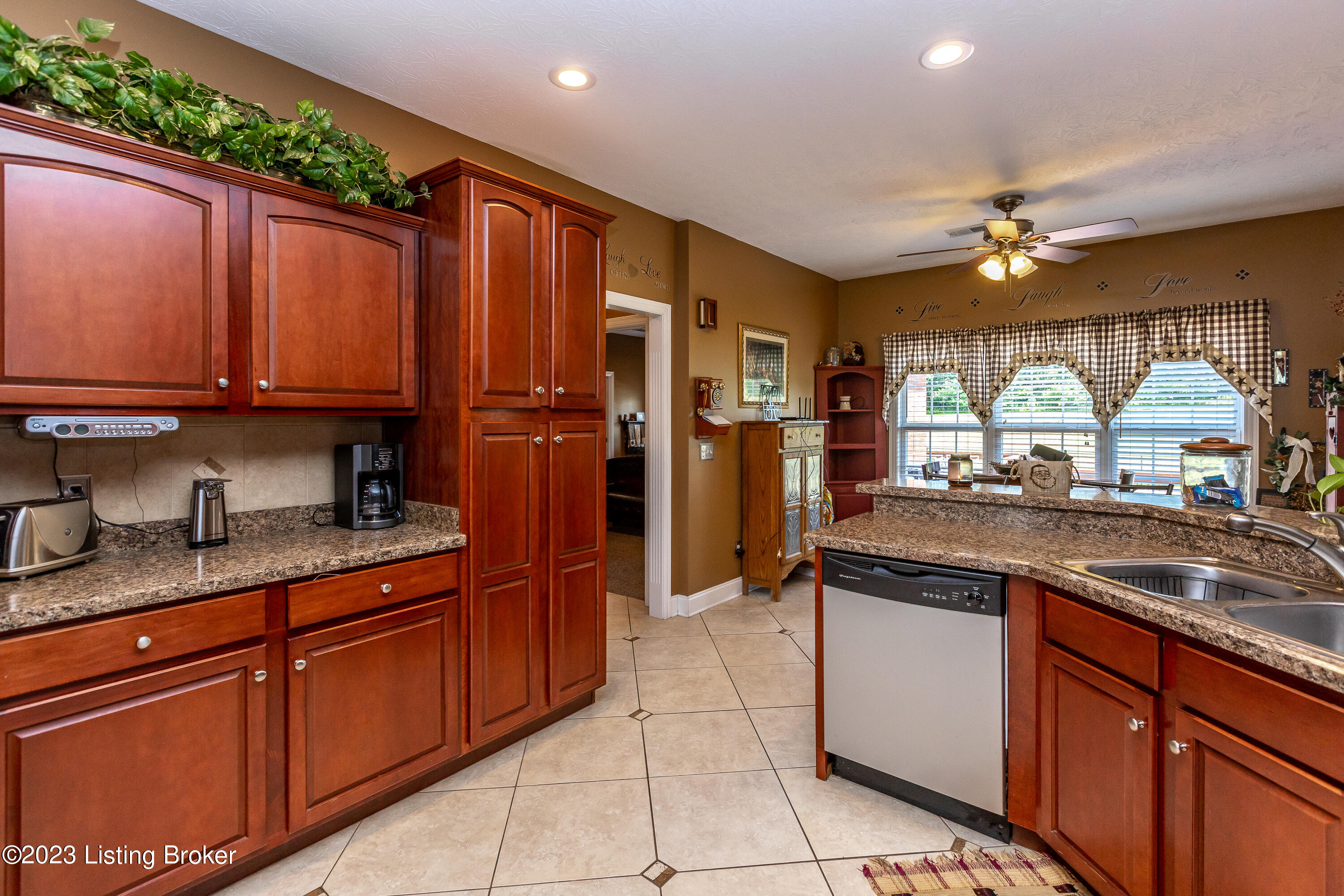 445 Wheat School Road Salvisa, KY 40372 - Photo 14 of 50 3-12