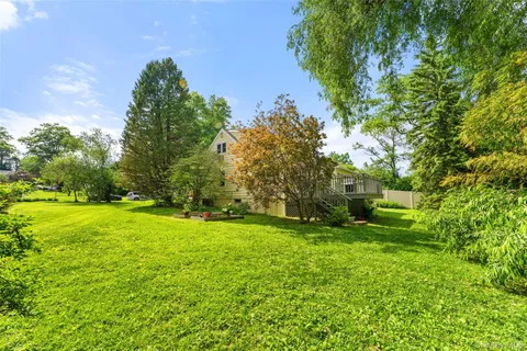 $775,000 | 3 Jennifer Lane, White Plains, NY 10607