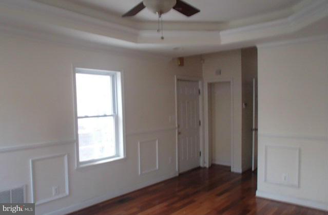 901 Ramsay Street Baltimore, MD 21223 - Photo 3 of 16 Living Room