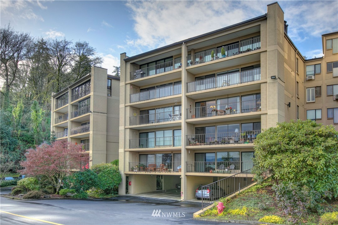 8001 Sand Point Way Northeast, Unit C53 Seattle, WA 98115 - Photo 1 of 20 Gallery Image 1
