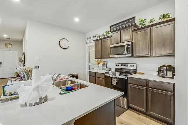 $2,510 | 823 Coastline Way, Princeton, TX 75407