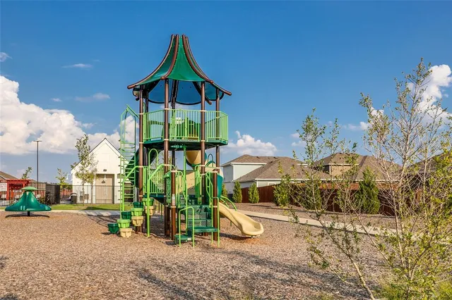 $2,510 | 823 Coastline Way, Princeton, TX 75407