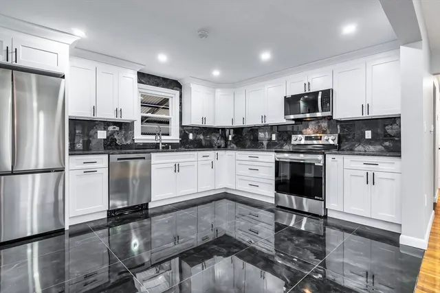 $785,000 | 35 Stillwater Road, Methuen, MA 01844