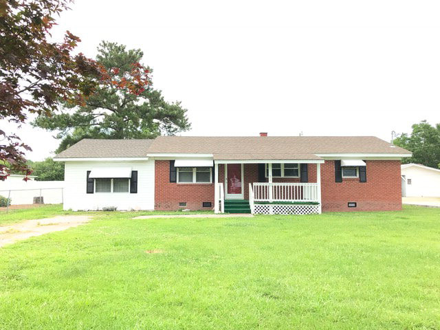 316 Lees Country Club Road Mount Olive, NC 28365 - Photo 1 of 1 Main View