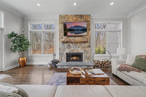 $1,795,000 | 1359 Rustic Ridge Court, Yorktown Heights, NY 10598