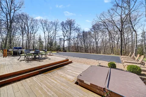 $1,795,000 | 1359 Rustic Ridge Court, Yorktown Heights, NY 10598