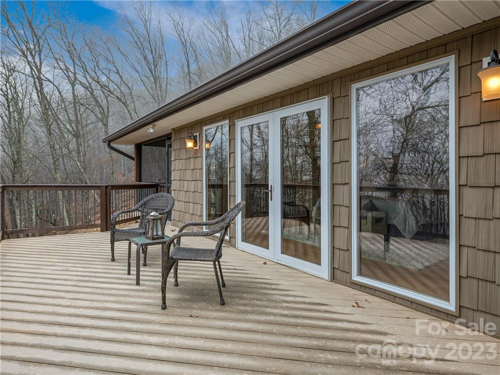 340 Flat Top Mountain Road Fairview, NC 28730 - Photo 23 of 32 Gallery Image 23