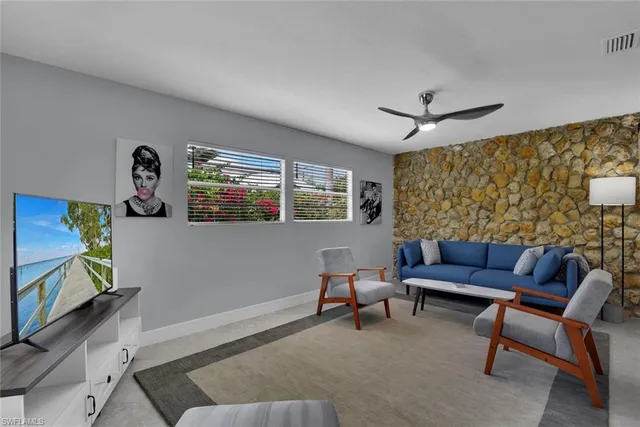 $16,000 | 1155 6th Street South, Naples, FL 34102