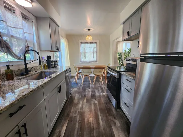 $2,200 | 2464 Greenfield Road, Berkley, MI 48072