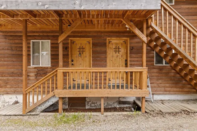 $155,000 | 306 2nd Street, Unit 3, Mullan, ID 83846