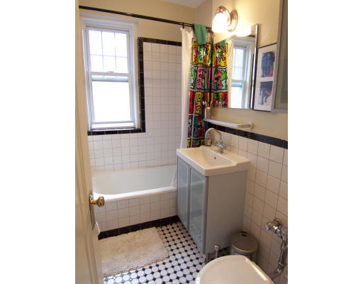 114 Strathmore Road, Unit 405 Boston, MA 02135 - Photo 4 of 17 Gallery Image 4