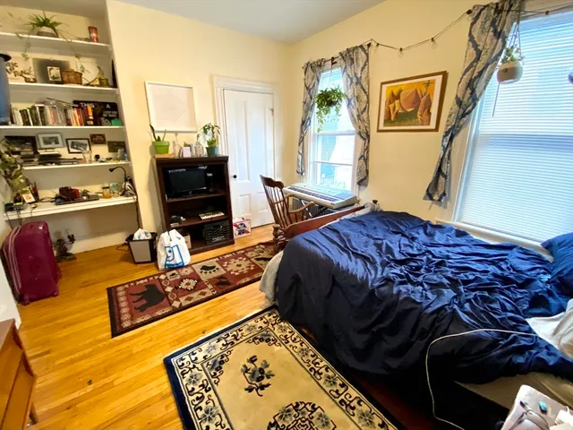 $5,800 | 3 Oswald Street, Unit 3, Boston, MA 02120