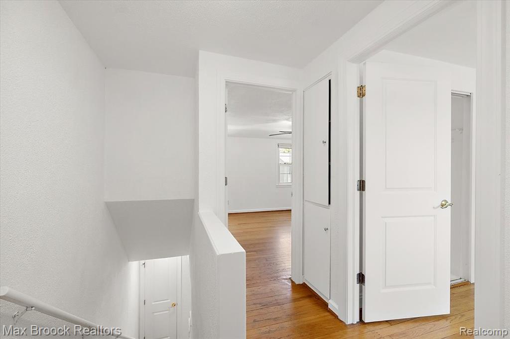 1652 Graefield Road Birmingham, MI 48009 - Photo 16 of 35