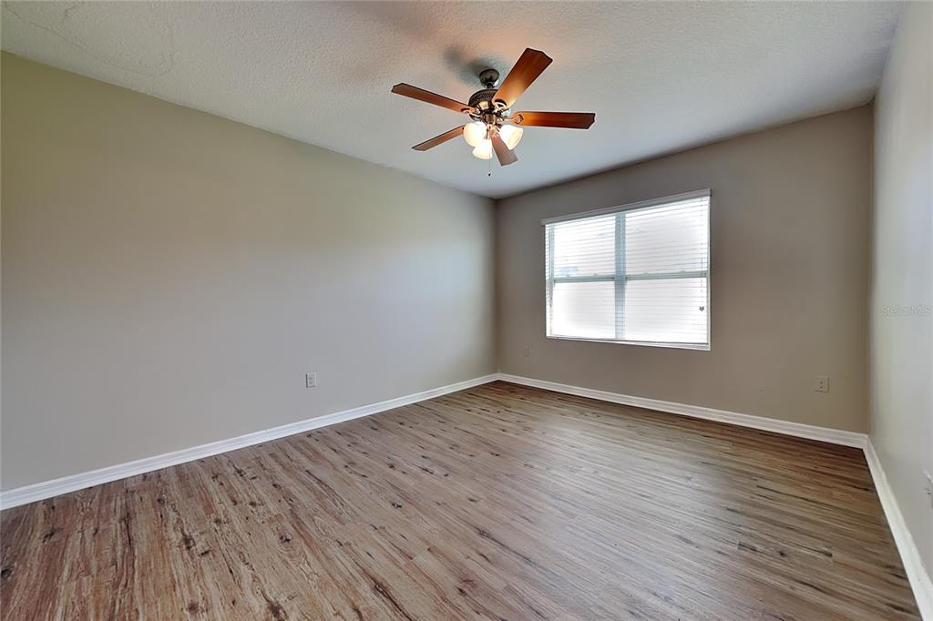 178 Fall Glo Road Winter Haven, FL 33880 - Photo 6 of 15 Gallery Image 6