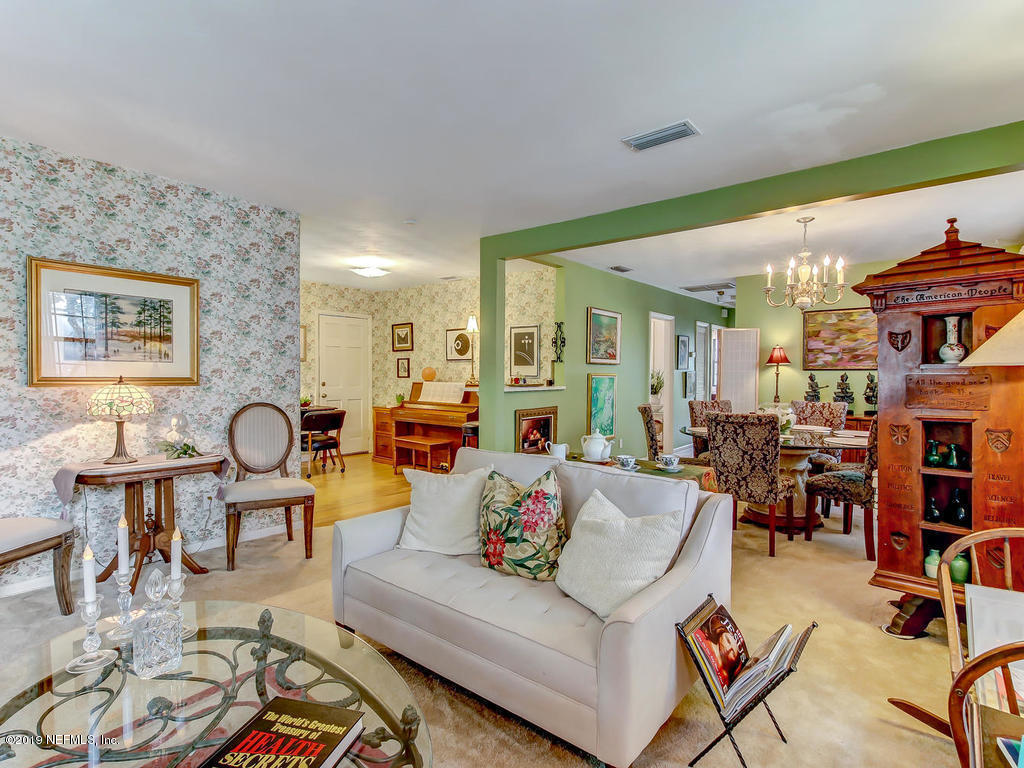 365 9th Street Atlantic Beach, FL 32233 - Photo 6 of 37 a living room with furniture and wooden floor