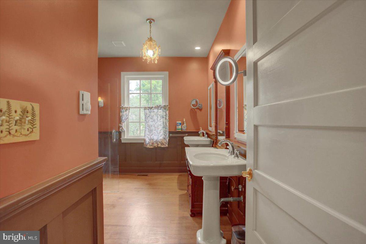 12458 Monterey Lane Blue Ridge Summit, PA 17214 - Photo 39 of 92 Primary Bathroom