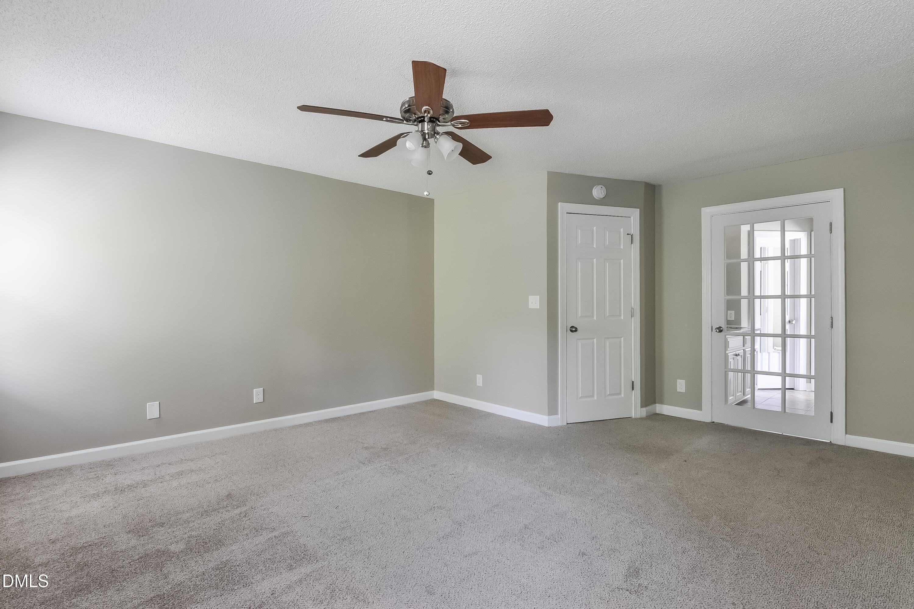 17 Brookwood Drive Smithfield, NC 27577 - Photo 9 of 17 a view of an empty room with a window