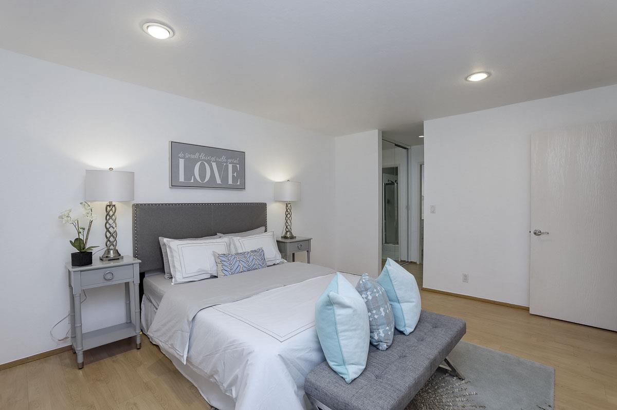 99 East Middlefield Road, Unit 1 Mountain View, CA 94043 - Photo 13 of 26 Gallery Image 13