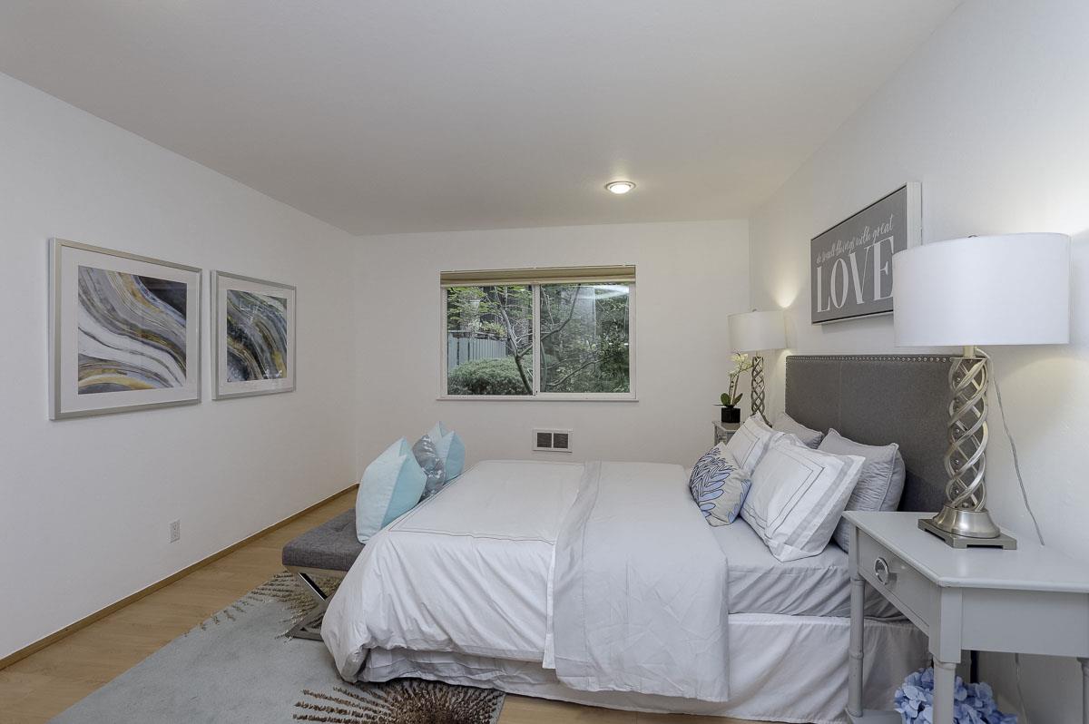 99 East Middlefield Road, Unit 1 Mountain View, CA 94043 - Photo 17 of 26 Gallery Image 17