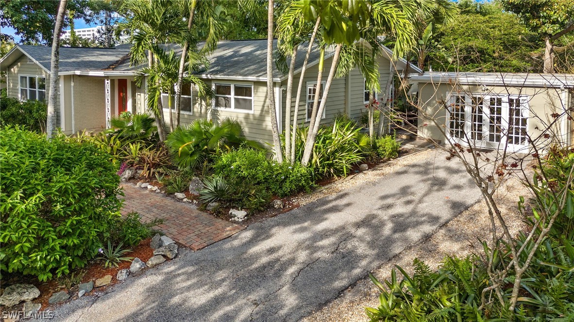 2917 Sunset Road Fort Myers, FL 33901 - Photo 11 of 49 Gallery Image 11